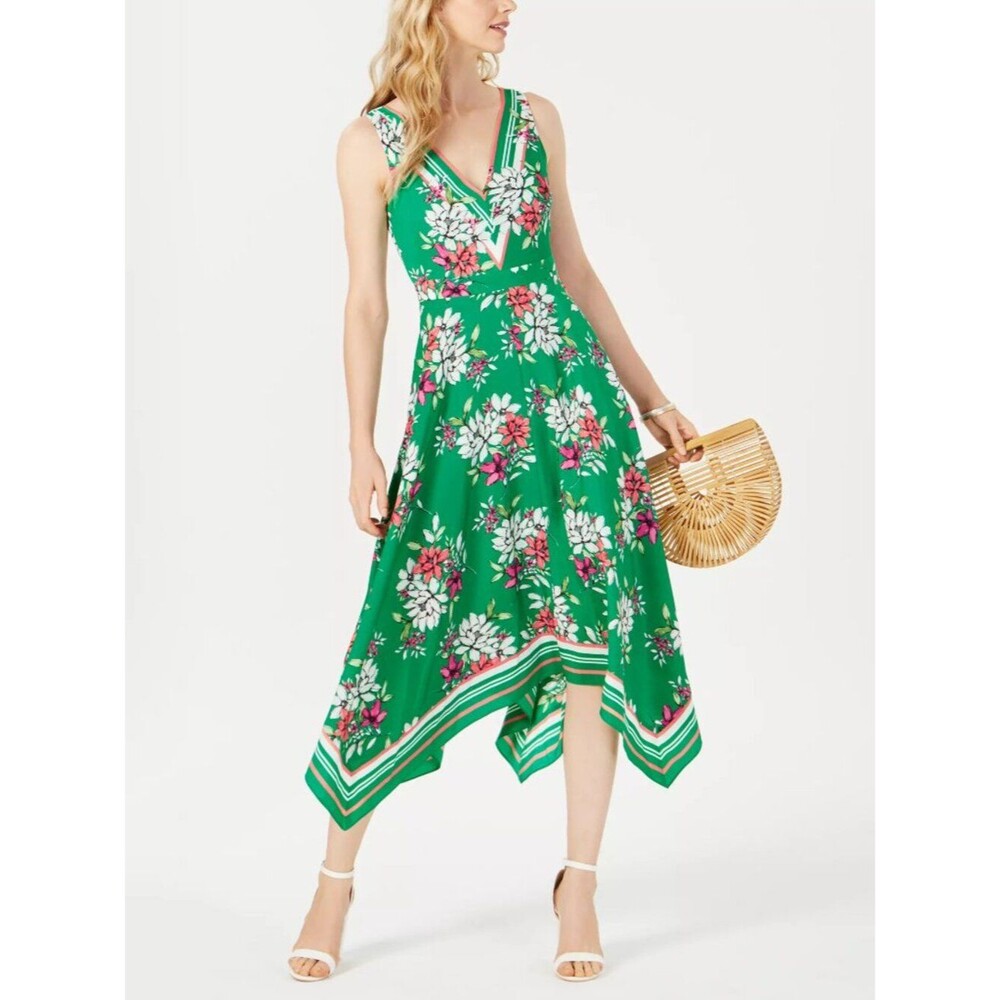 Vince Camuto Green Floral A-Line Maxi Dress Size 8 NWT Handkerchief Hem V-Neck